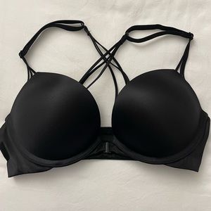 Victoria’s Secret Bombshell Plunge- 32B